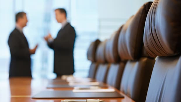 Women Underrepresented in Corporate Pipeline Amid Signs Diversity Aids Performance