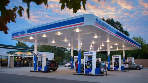 Jim Cramer Says Activist Pressures Marathon Petroleum to Make Changes