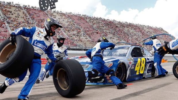 Nasdaq Leads Wall Street Higher as Tech Shares Restart Rally