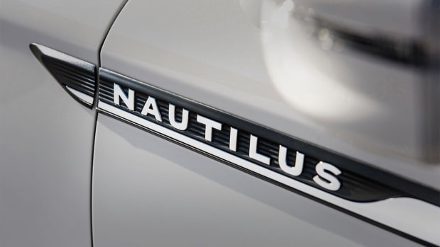 Here's the All-New 2019 Lincoln Nautilus