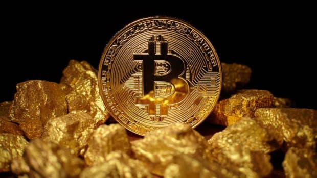 Ron Paul 'Surprised' With His Followers Resounding Pick of Bitcoin Over Gold