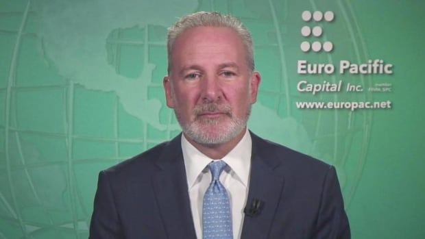 Peter Schiff Slams the Stock Market, Federal Reserve and Bitcoin