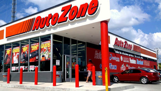 AutoZone CEO Doesn't Expect Irma, Harvey Costs to Have 'Material' Impact
