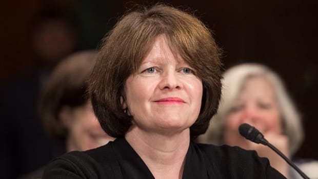 Acting FTC Chairman Says Deal with China with Carrots and Sticks