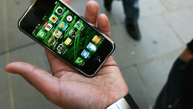 The Original iPhone (iPhone 2G) -- 2007