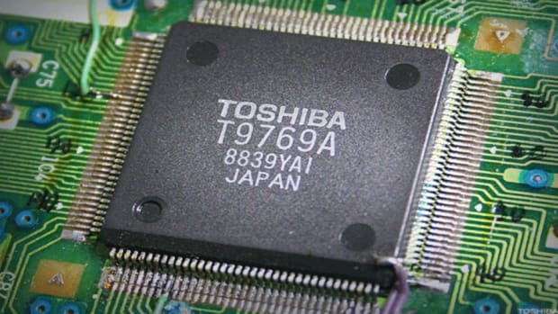 S&P Warns Toshiba of Selective Default