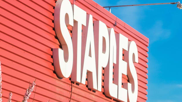 Staples Announces Black Friday, Holiday Shopping Deals