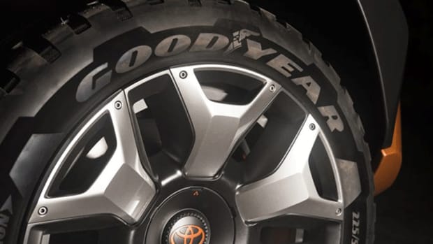 Toyota, Mazda in Talks to Form JV, Bring Auto Plant to the U.S.