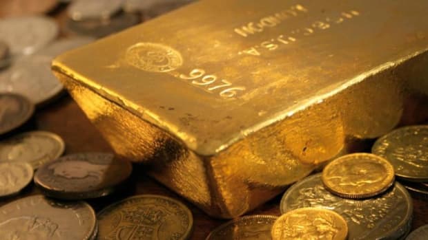 This One Thing Might Stand in the Way of $1,300 Gold - Trader