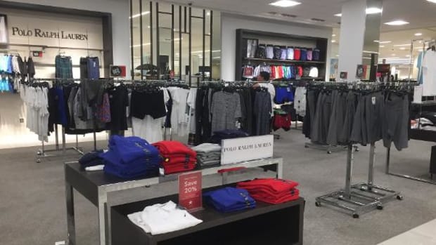 Lots of space, not much to buy. Not a productive model for Macy's.
