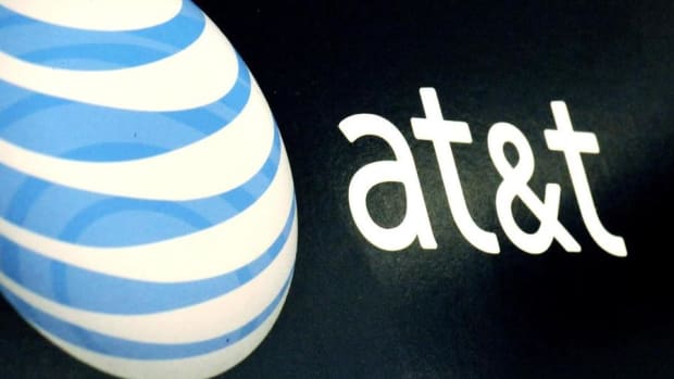 U.S Government Awards AT&T the Right to Build Public Safety Broadband Network Contract