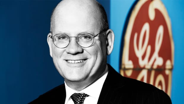 New CEO Keeps Faith in Shell-Shocked GE Stock With $1.1 Million Purchase