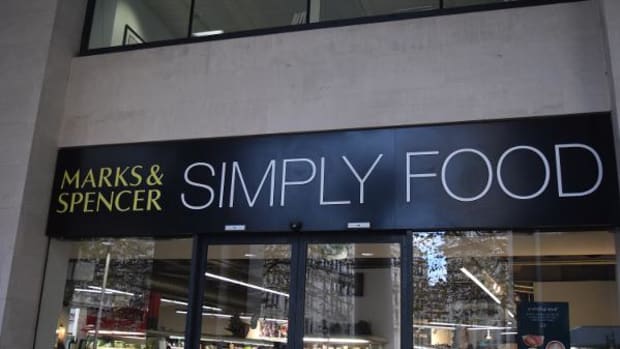 Marks & Spencer Sees Q1 U.K. Sales Slump as Brexit Inflation Bites