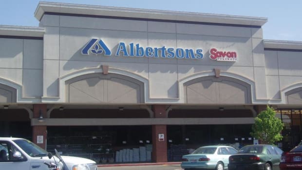 3 Things You Should Know About Albertsons' Bid for Whole Foods
