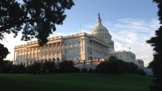 Stocks Sink Ahead of Tax Bill Vote