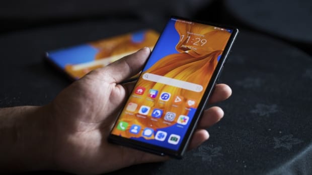 Huawei's Exit From Premium Smartphone Market 'a Last Resort' Amid US Sanctions, Analysts Say