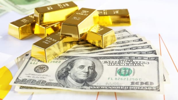 Record Inflows Show Gold ETFs Are Better Safe Haven Play Than Mining Stocks, Analysts Say