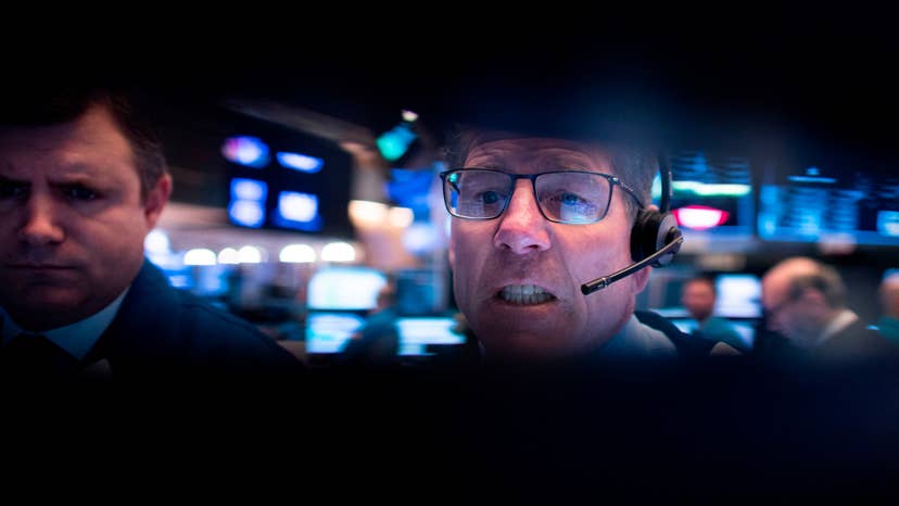 Trader New York Stock Exchange Lead