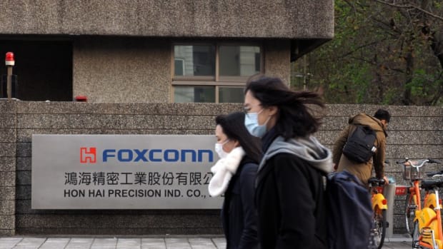 Foxconn Taps Respiratory Expert Zhong Nanshan To Advise On Coronavirus As Its IPhone Factories Ramp Up Production