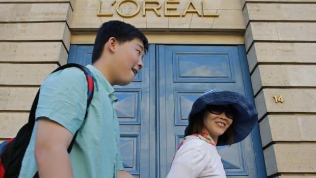 L'Or&eacute;al China Apologises After Complicated Singles' Day Deal Angers Shoppers