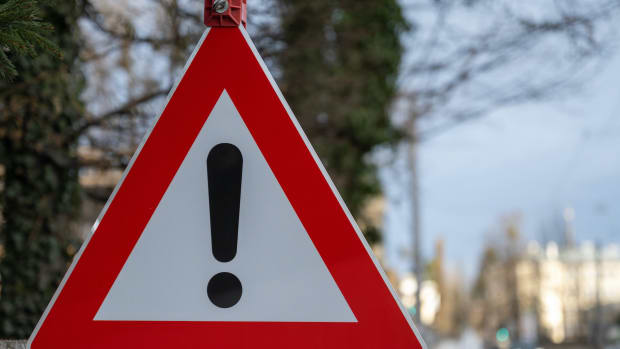 caution warning alarm sh