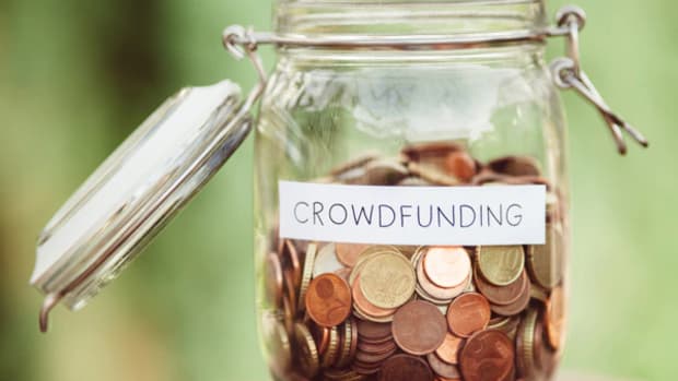 how-does-crowdfunding-work-feature-us
