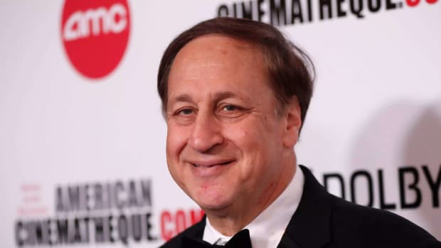 amc-ceo-adam-aron-has-led-insider-sales-at-the-theater-chain-as-executives-cash-out-70-million-in-2021
