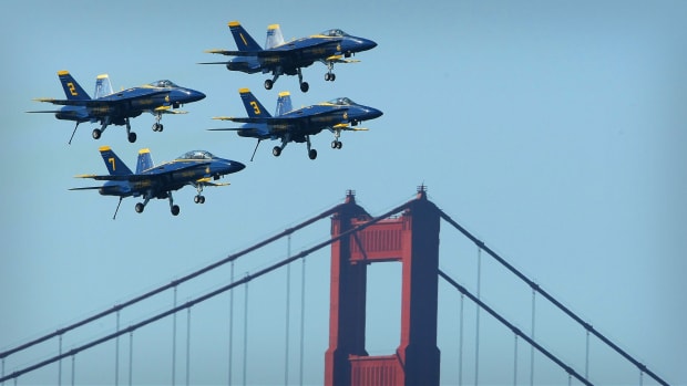 Blue Angels Golden Gate Bridge Lead JS 100622