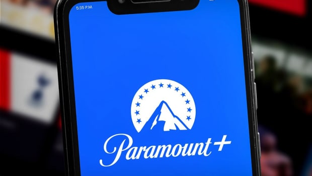 Don't Walk Out of This Paramount Stock Show Just Yet ...