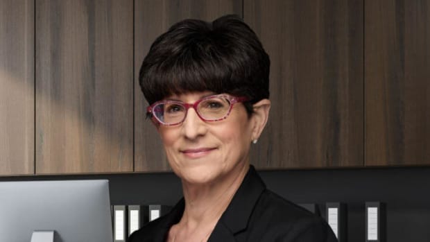 Helene Meisler Takes a Technical Look at the Portfolio as 2023 Winds Down