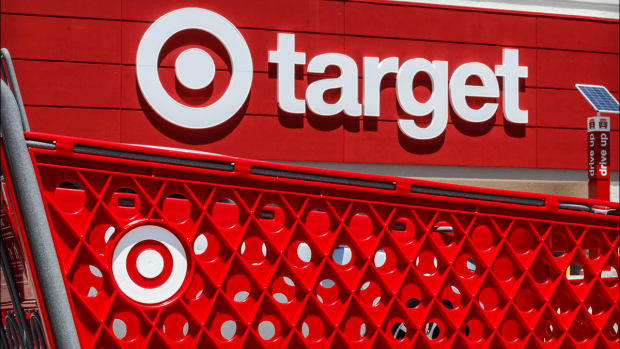 Target and TJX Earnings Are Up to Bat With Fed's July Meeting Minutes on Deck