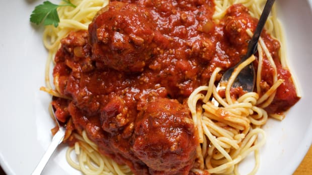 HYATTSVILLE, MD - Create your own pasta--Spaghetti, Traditional Meat Sauce and Meatballs at Olive Garden photographed in Hyattsville, MD. (Photo by Deb Lindsey For The Washington Post via Getty Images).