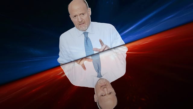 Inverse Cramer: Jim Cramer mirrored against a blue background and upside down against a red background