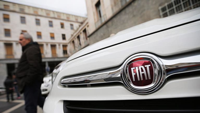 Fiat Chrysler Automobiles Pitches Merger to Renault