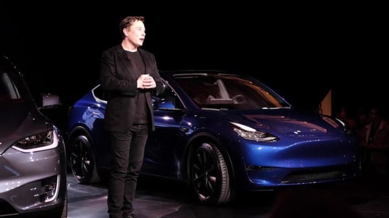 Tesla Misses Estimates on First Quarter Revenue, Earnings