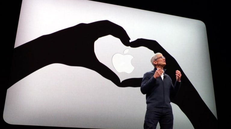 Apple iPhone Assembler Foxconn Plans $2.9 Billion Cost Cuts - Bloomberg