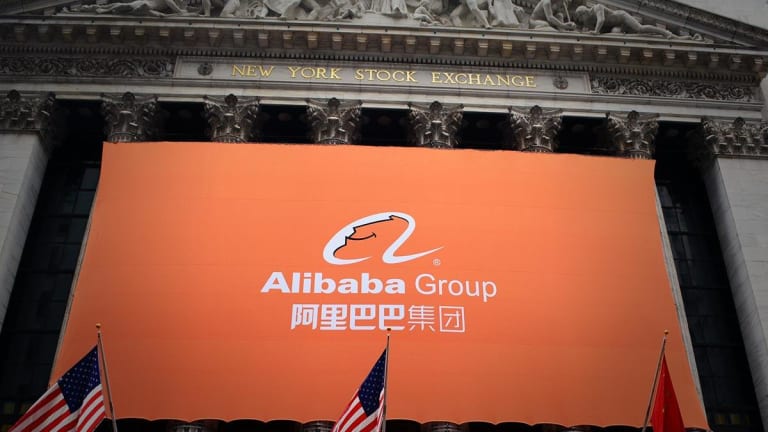 Alibaba Reportedly Mulls Second Listing in Hong Kong: Bloomberg
