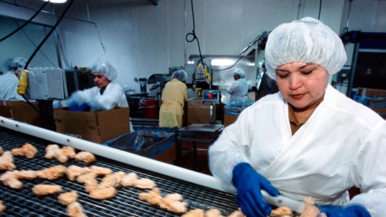 Tyson Foods Expected to Earn $1.14 a Share