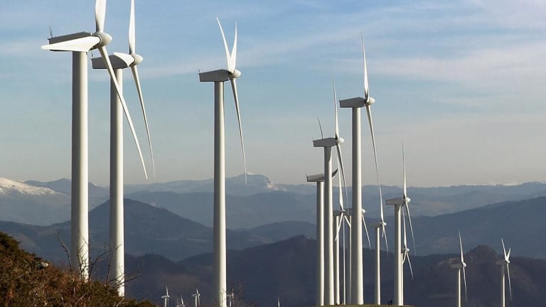 TPI Shares Spin Higher After Analyst Upgrades Wind-Turbine-Blade Maker