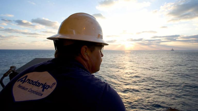 Occidental Sweetens Bid for Anadarko with More Cash