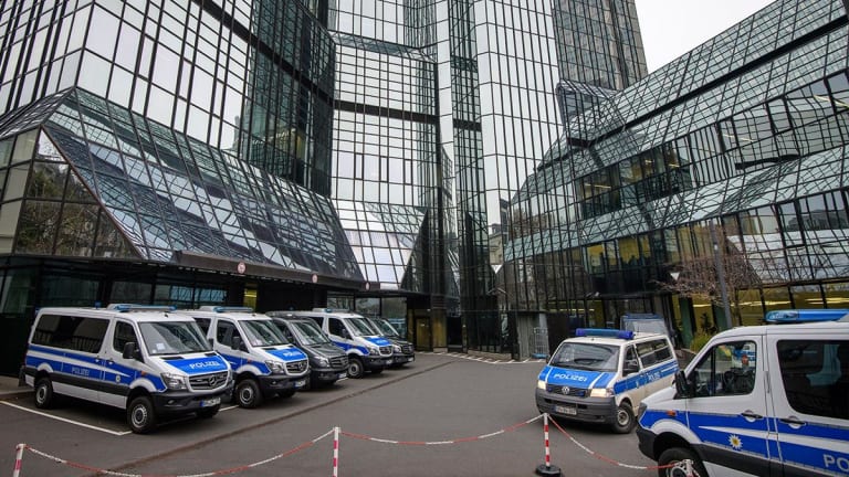 Deutsche Bank Confirms Internal Probe Over Money Laundering Scandal