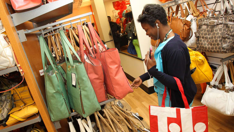 TJX Earnings Lifted by 'Treasure Hunt' Shoppers but Weak Guidance Sinks Shares