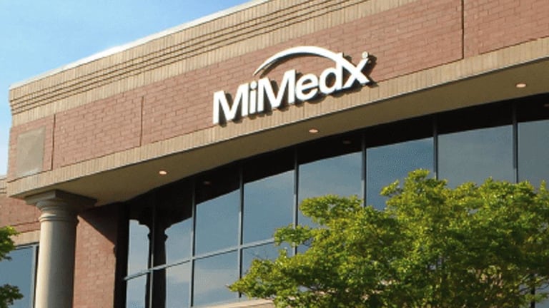 MiMedx Shares Plummet as CEO and COO Resign Amid Investigation