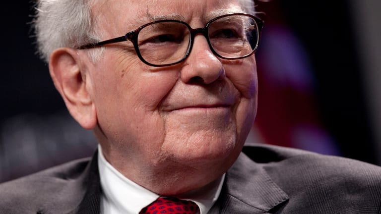 Warren Buffett's Top 10 Dividend-Paying Stocks for 2016