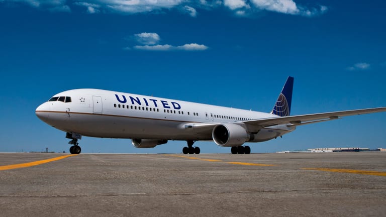 United Continental (UAL) Stock Down, CEO Munoz: 'No More Holes in Management Team'