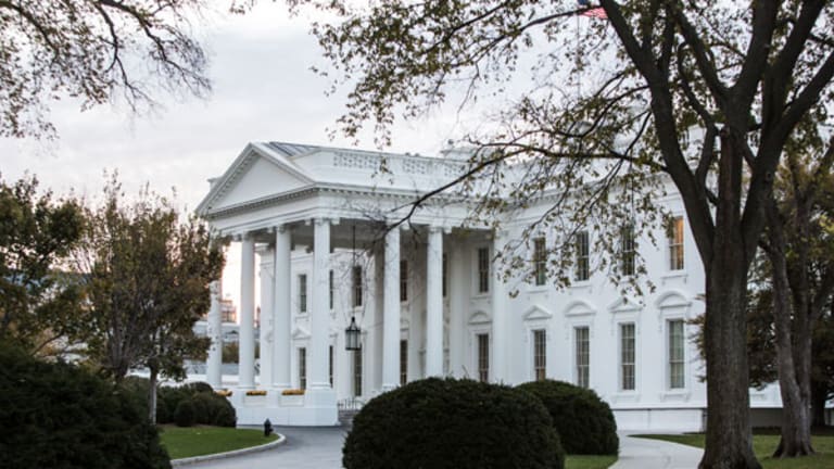White House Links Cyber Monday and Fiscal Cliff