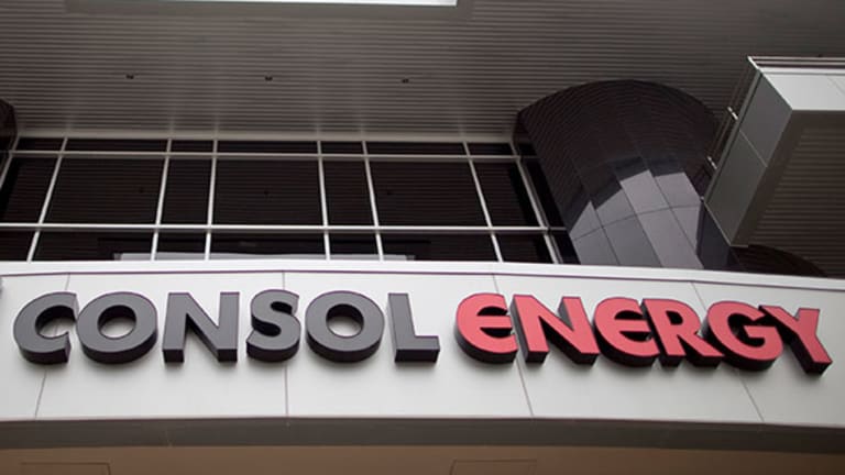 CONSOL Energy (CNX) Stock Tumbling on Lower Oil Prices