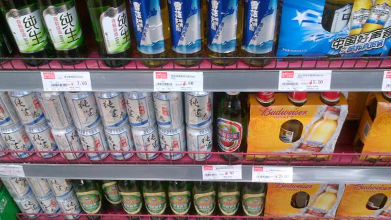 Bud, Miller and Global Beer Giants Fight It Out for China's Rust Belt