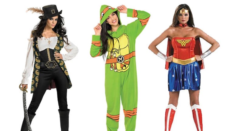 10 Last-Minute, Cheap, DIY Costumes to Up Your Halloween Game