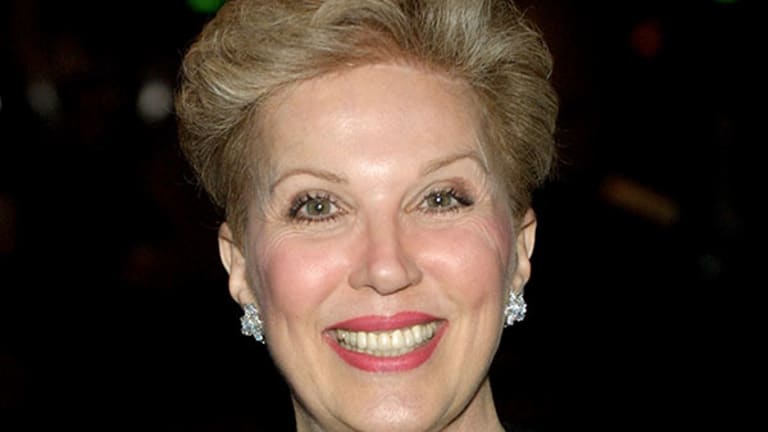 #DigitalSkeptic: Forget Web Video, 'Dear Abby' Kills the New-Media Star